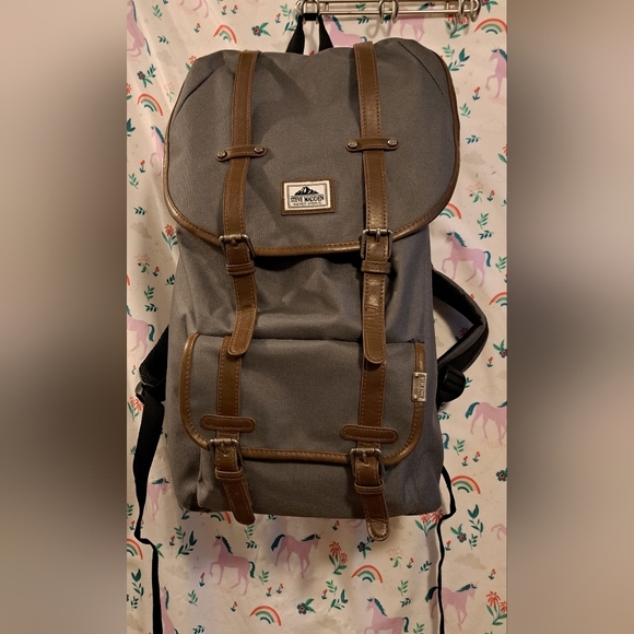 Steve Madden Unisex Grey Utility School Travel Work Backpack w/ Padded Sleeve - Picture 1 of 14